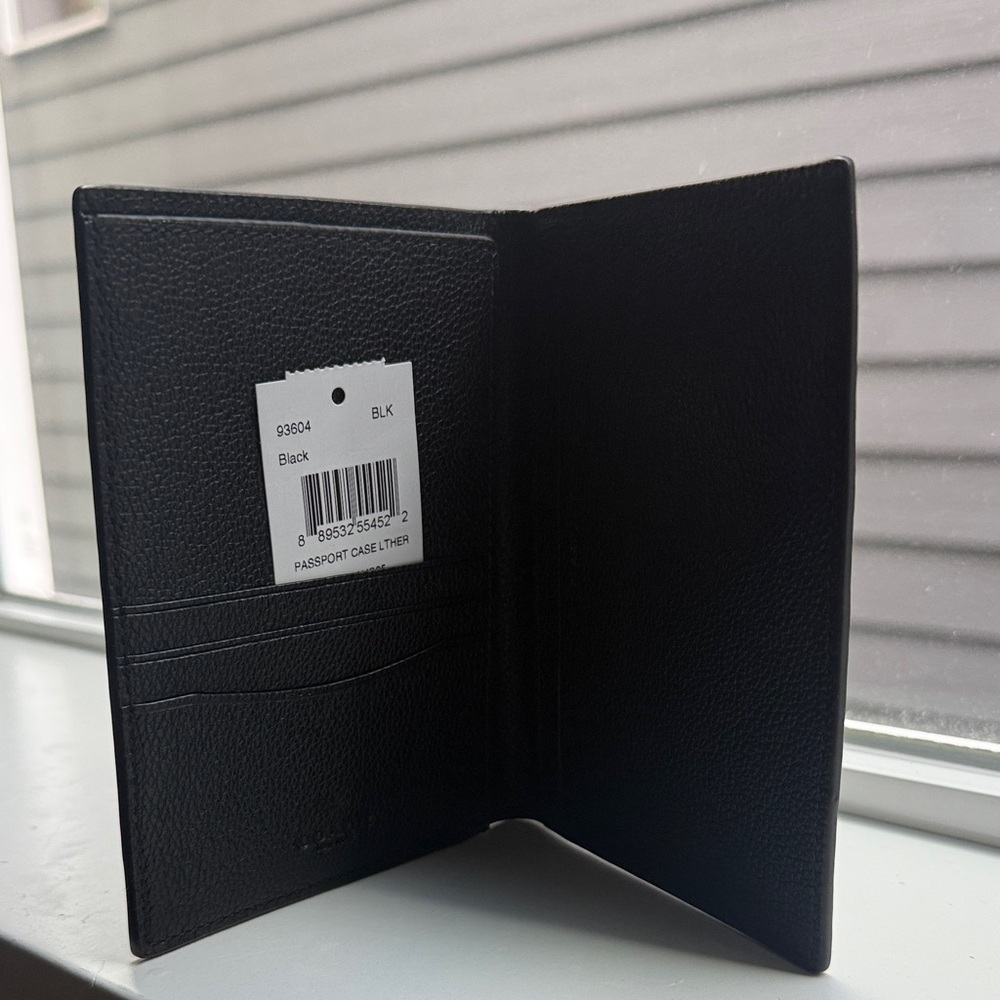 New Coach Black Leather Passport Holder multiple slides new with tag